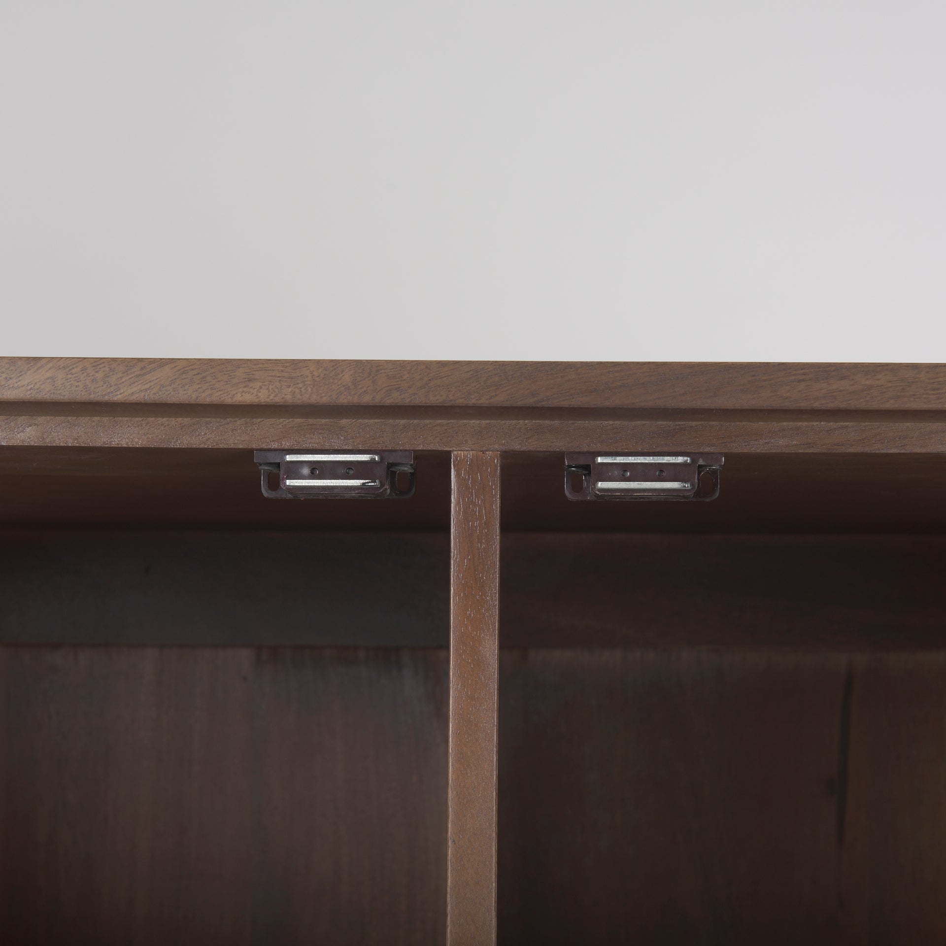 Greta Cabinet
