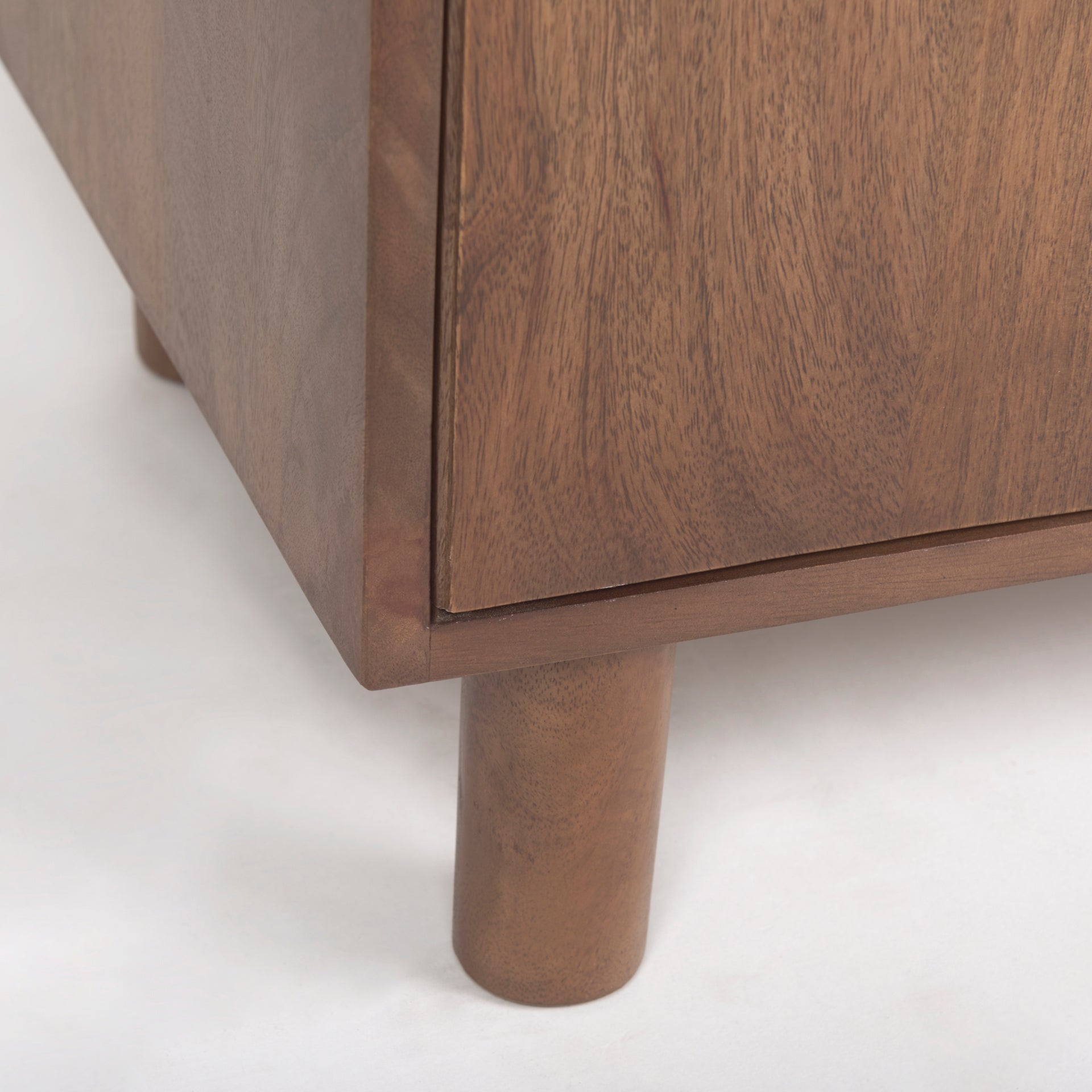Greta Cabinet