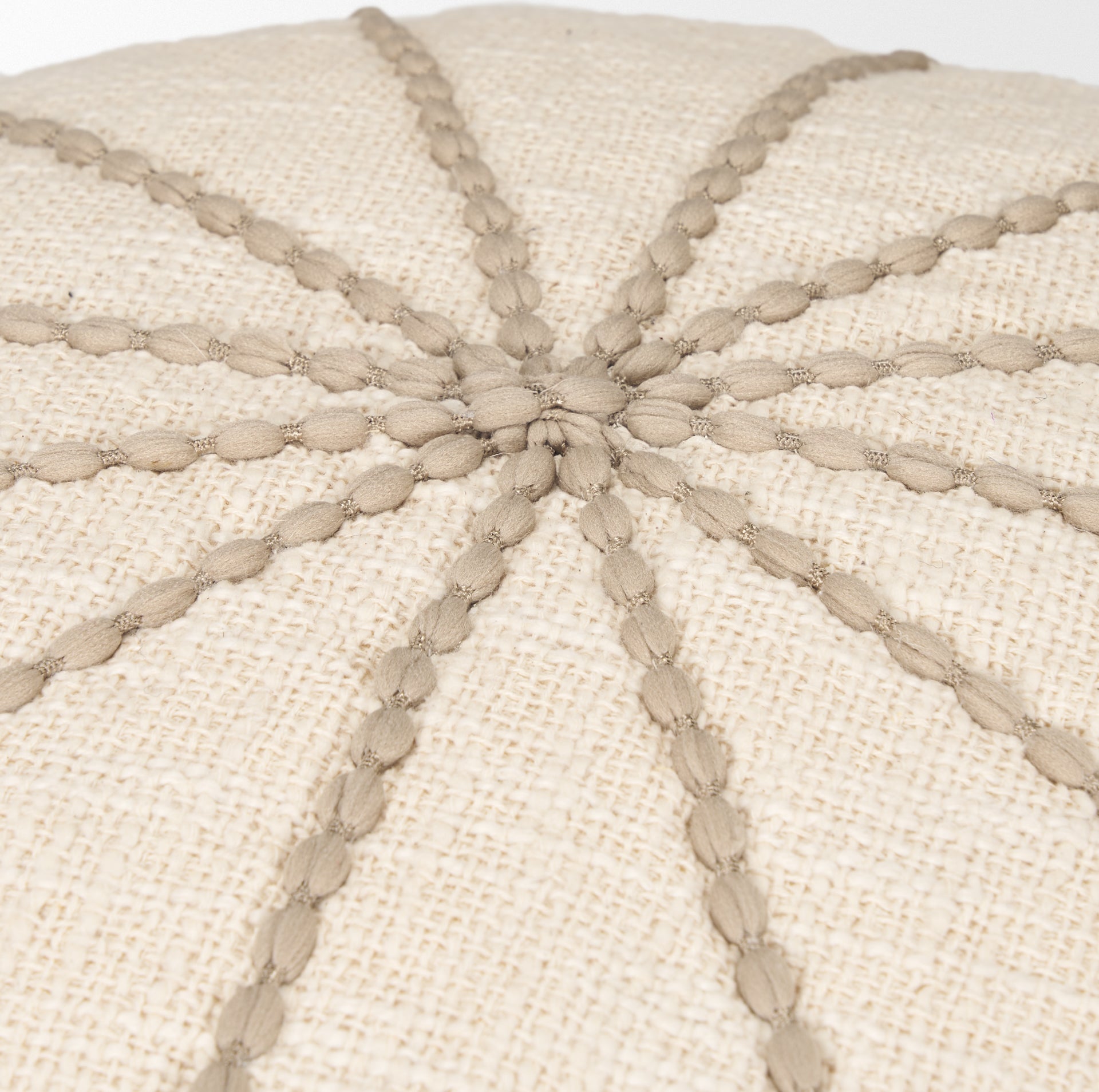 Ivy Pouf