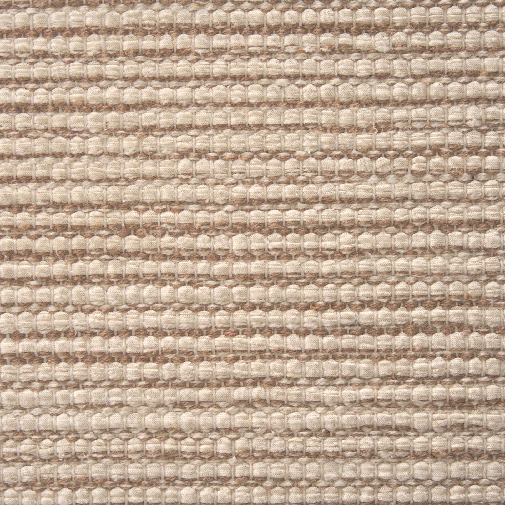 Tavi Bench