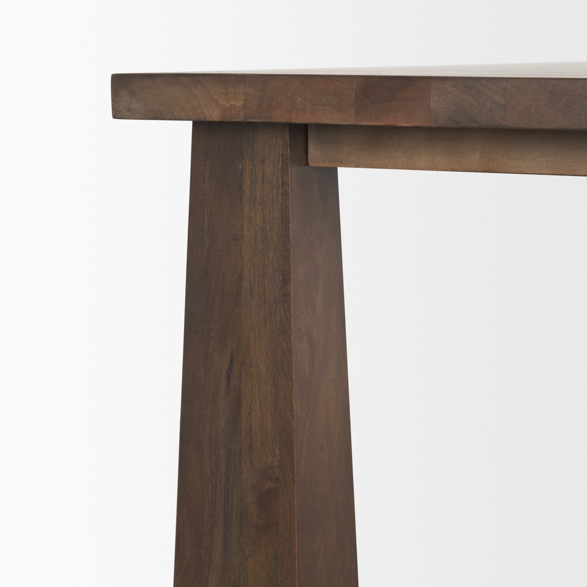 Winslow Dining Table