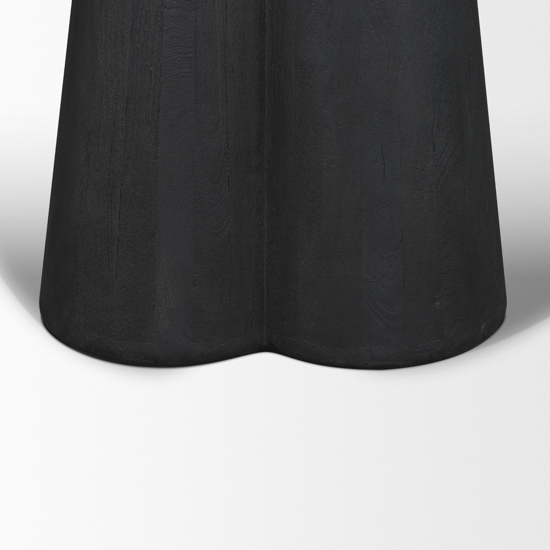 Marilyn Dining Table