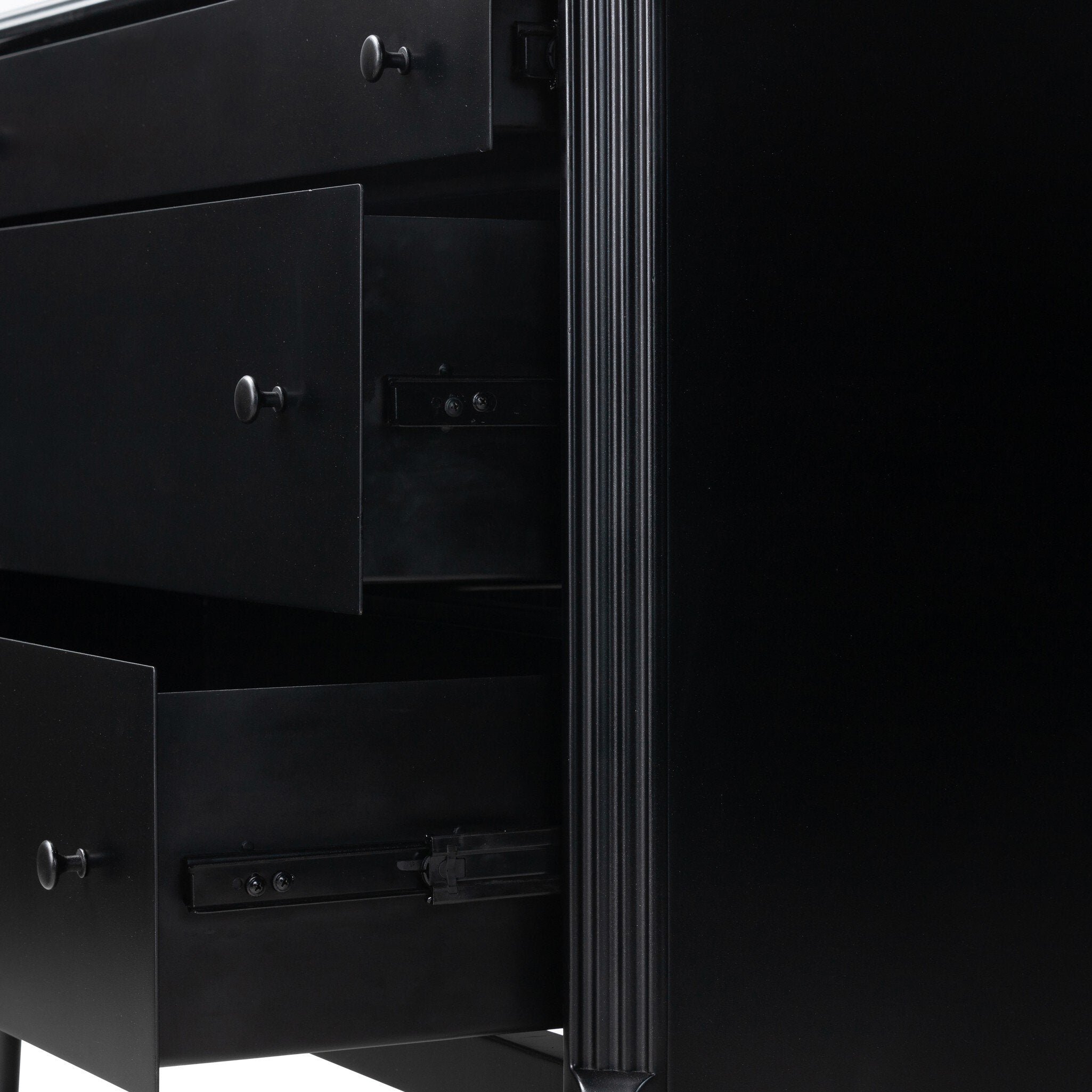 Lendon 3 Drawer Dresser