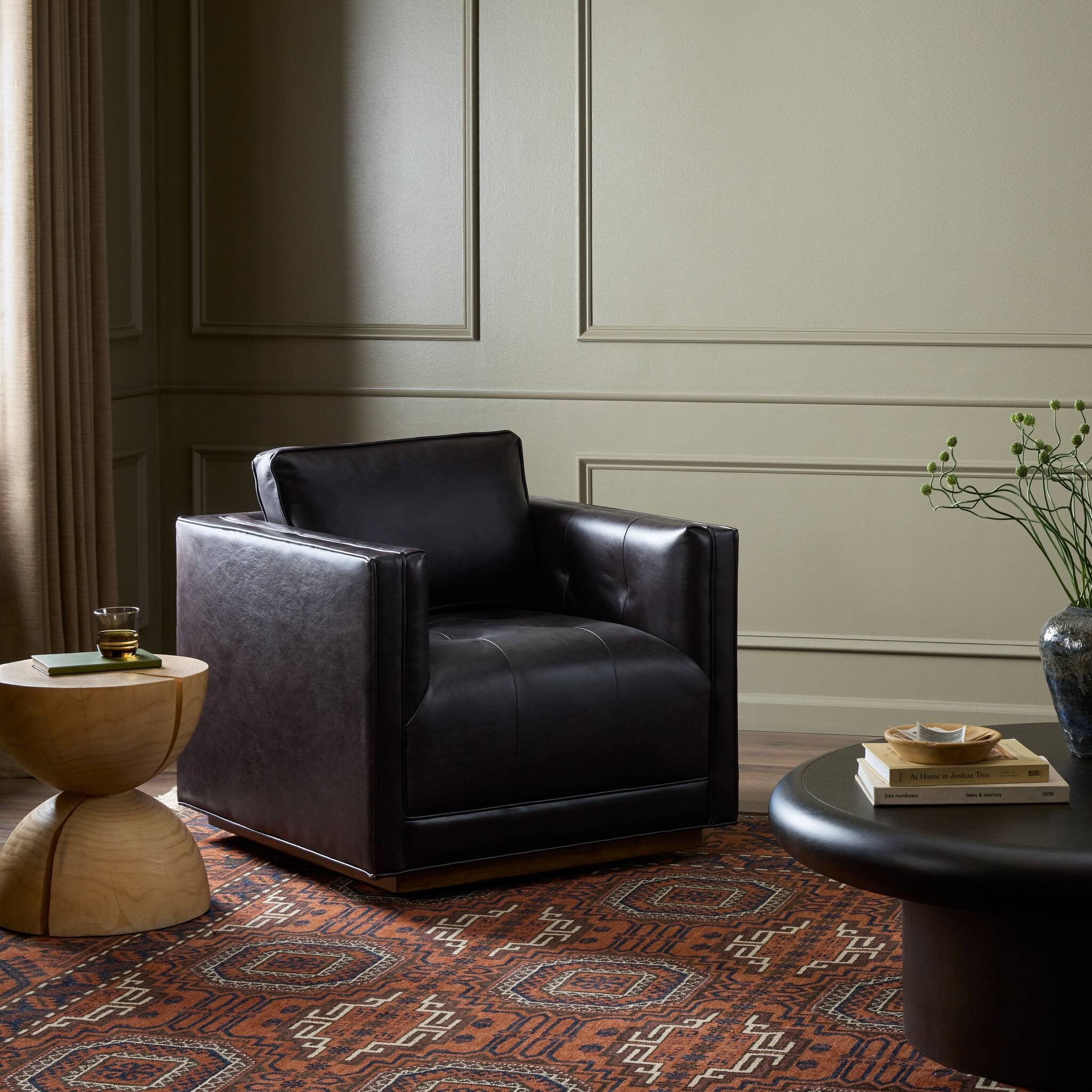 Kiera Swivel Chair