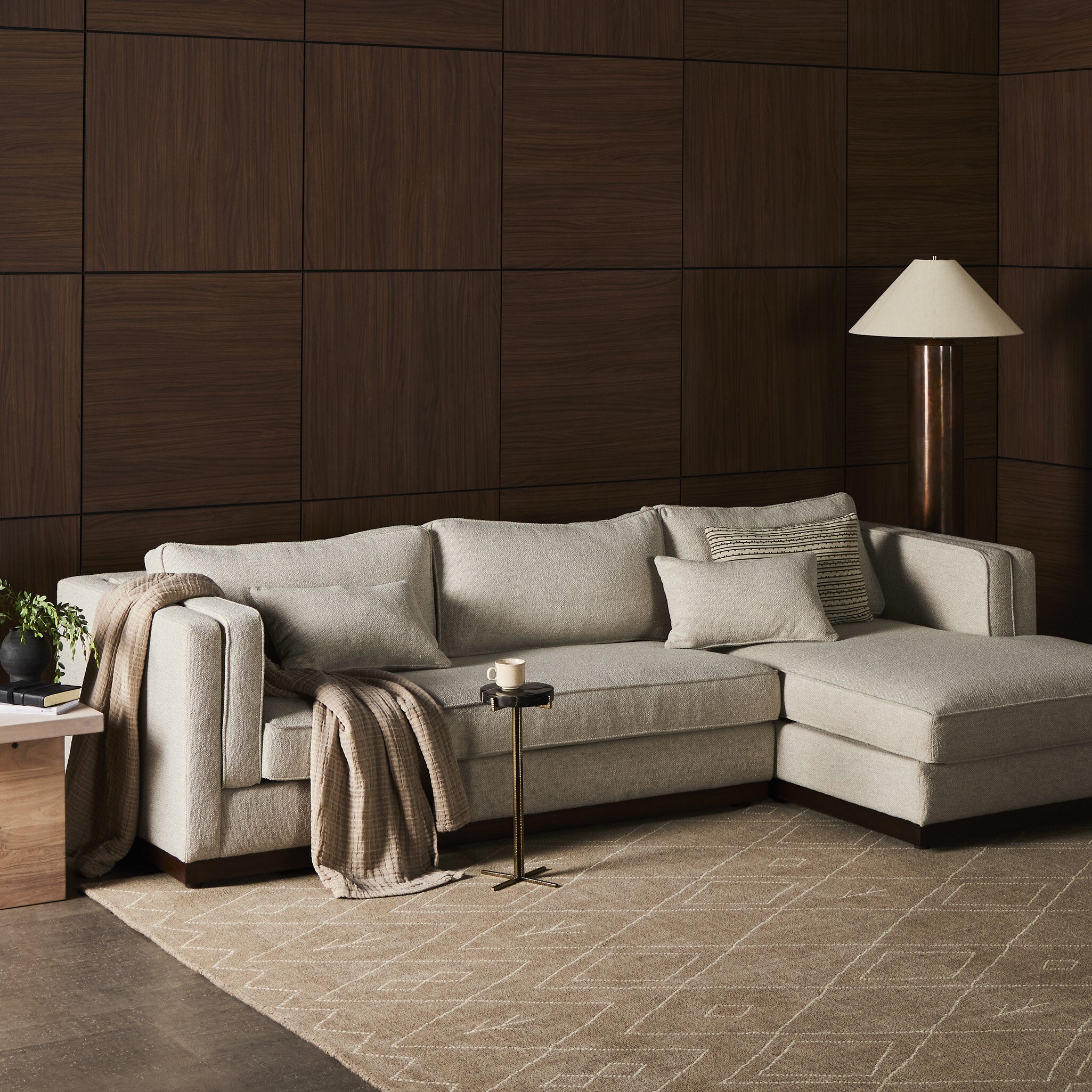 Lawrence 2-Piece Sectional