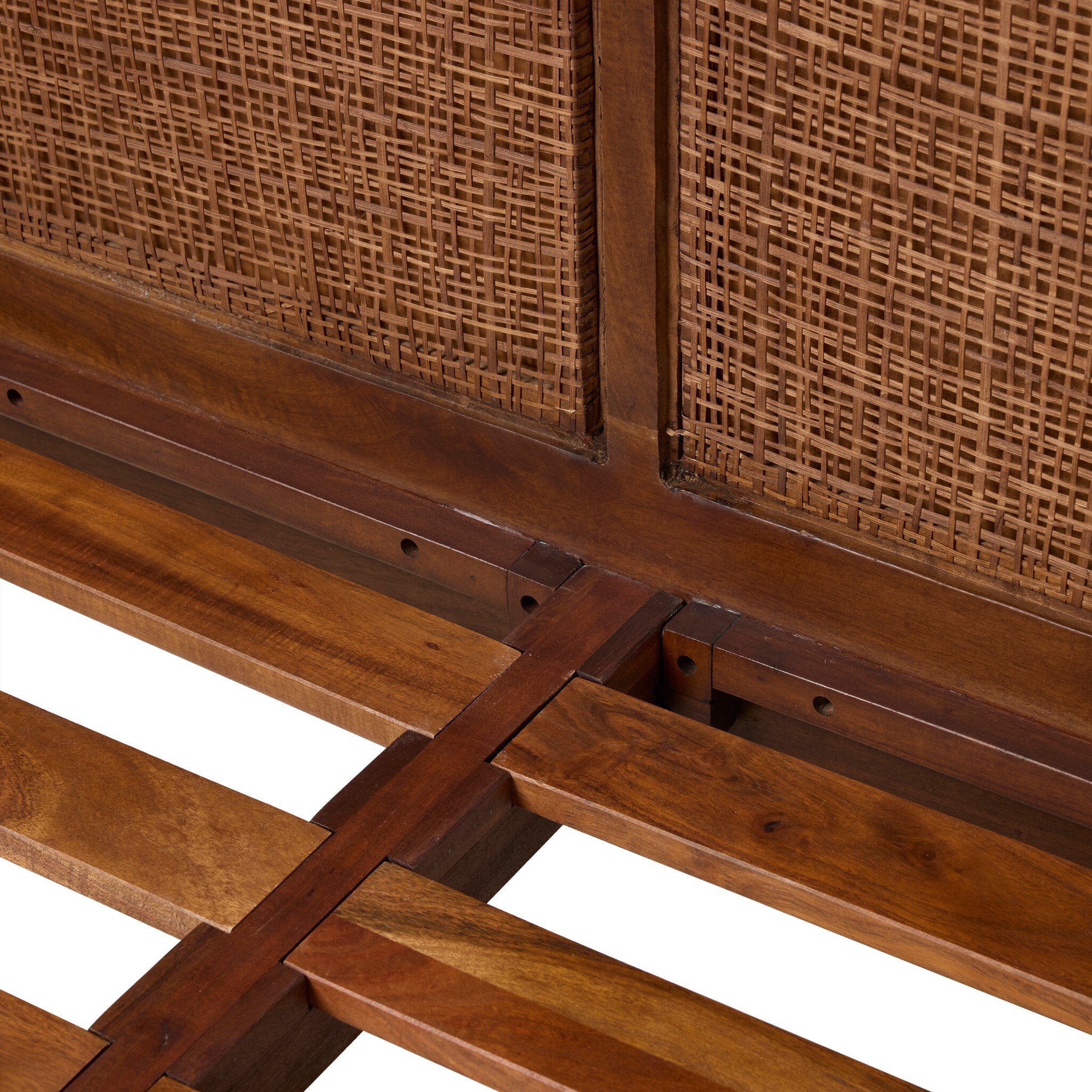 Sondo Bed
