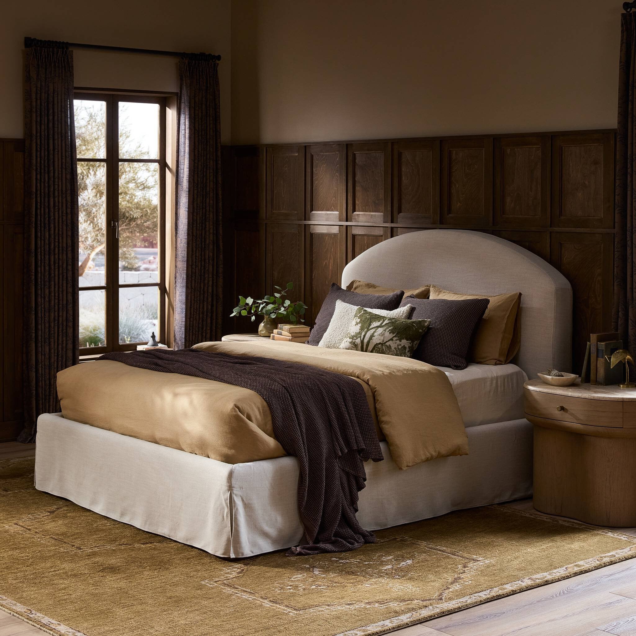 Oasley Slipcover Bed