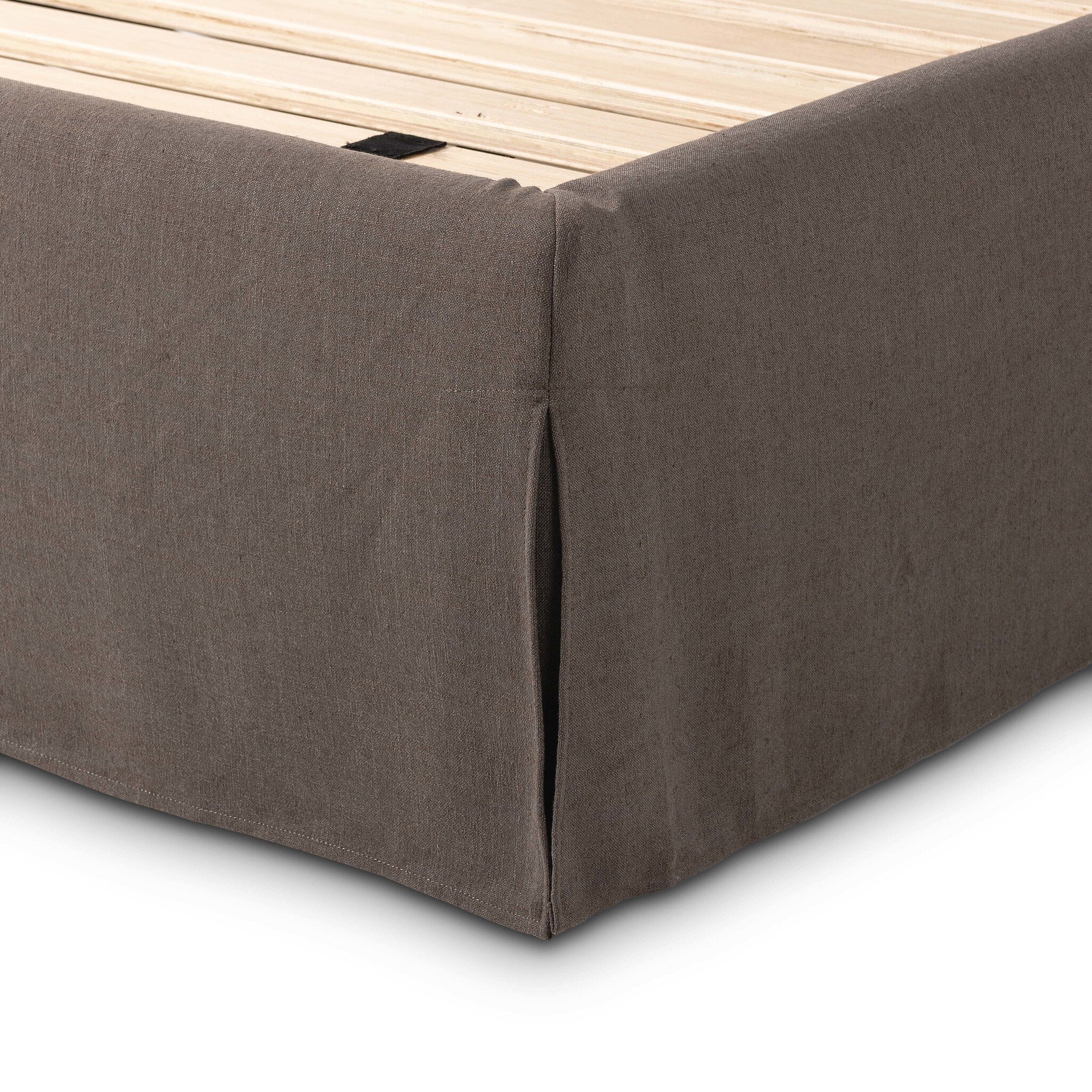 Oasley Slipcover Bed