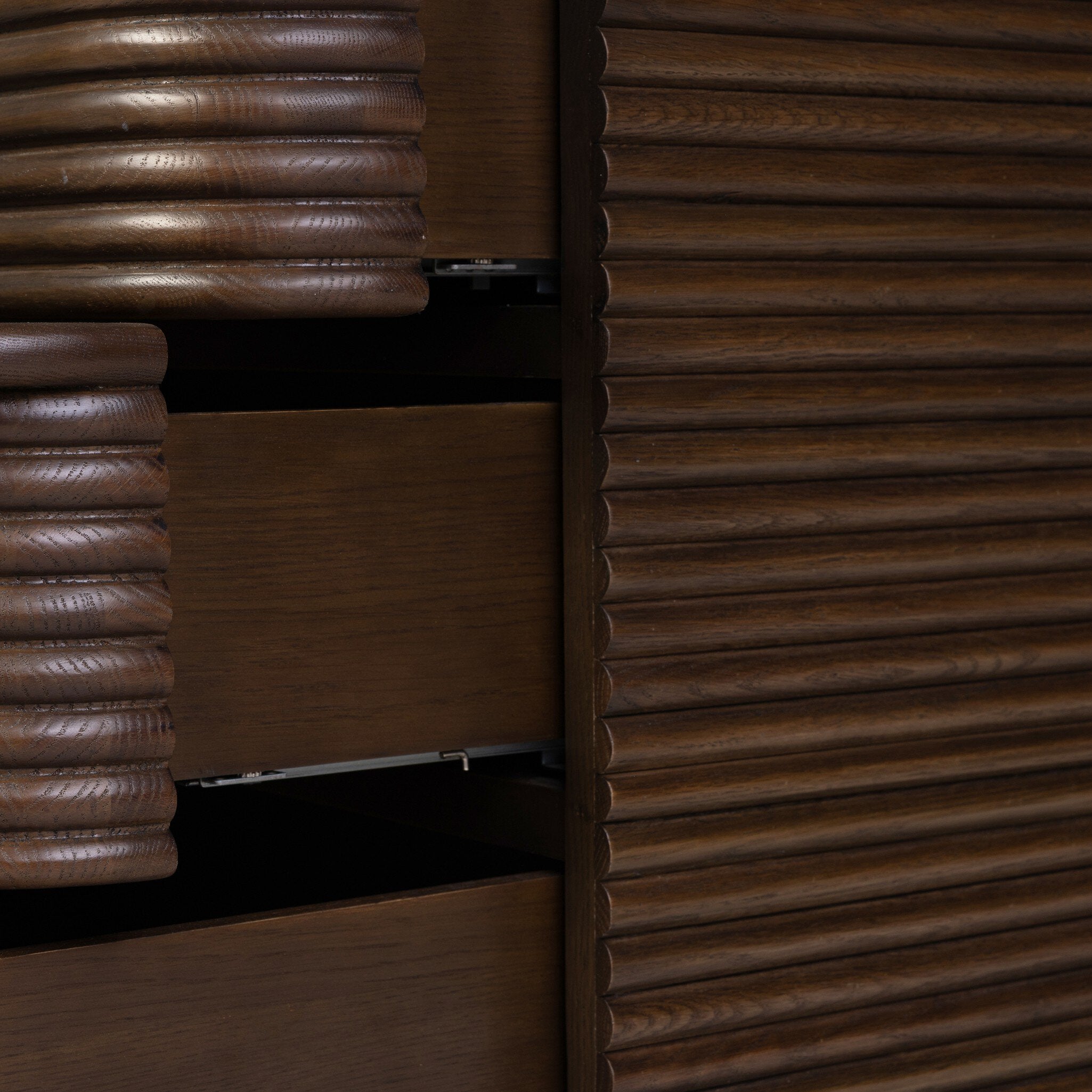 Benny Nightstand