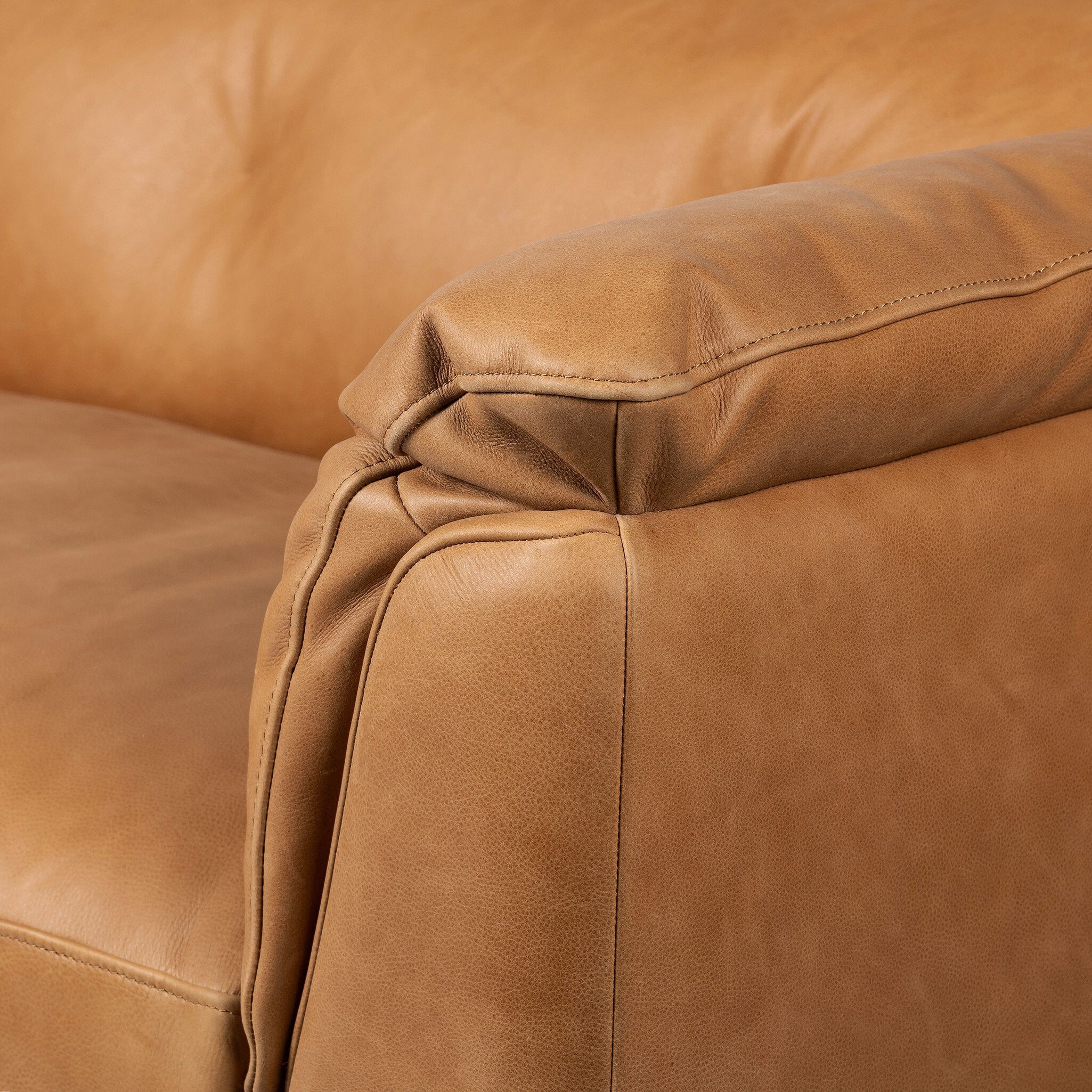 Santino Sofa