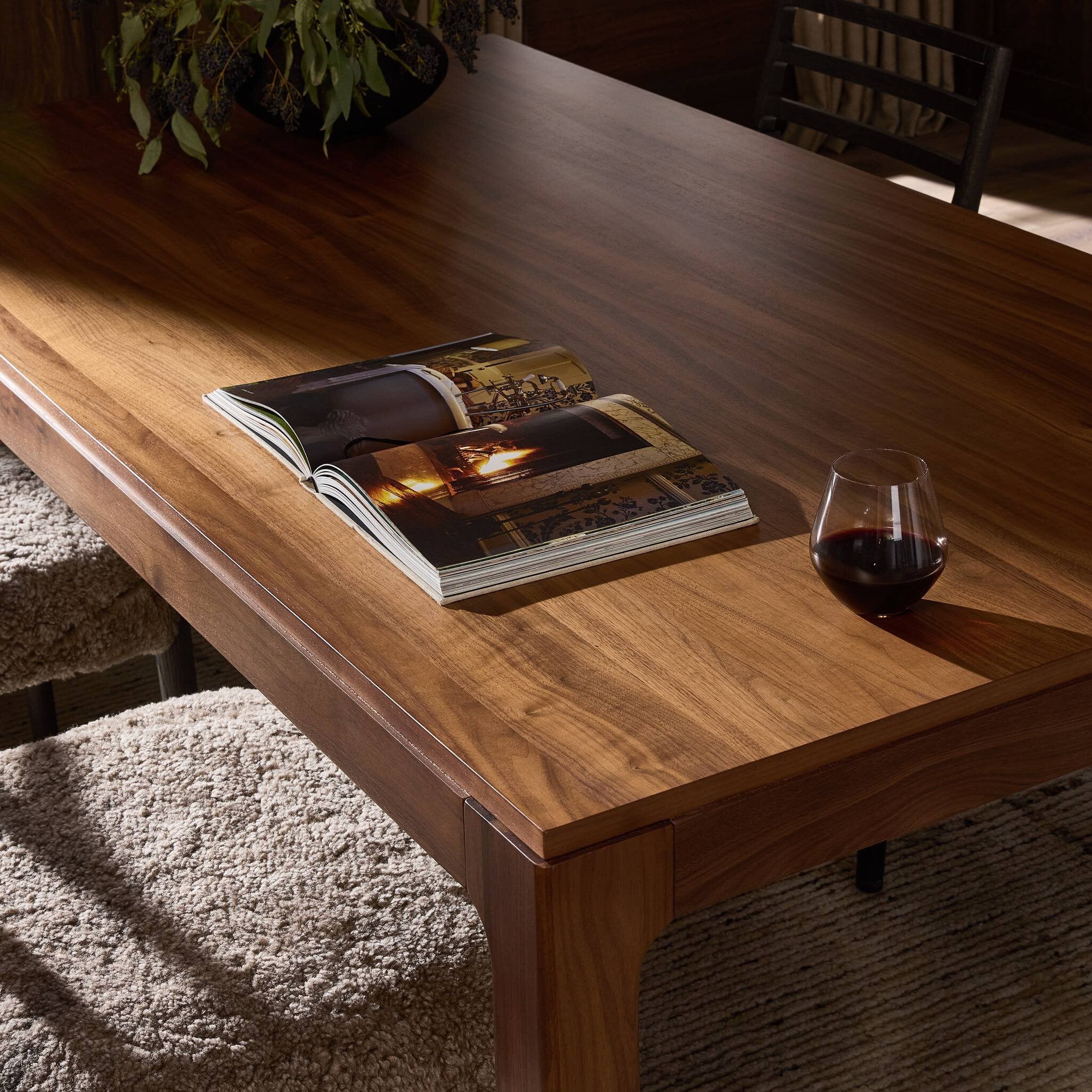 Arturo Dining Table