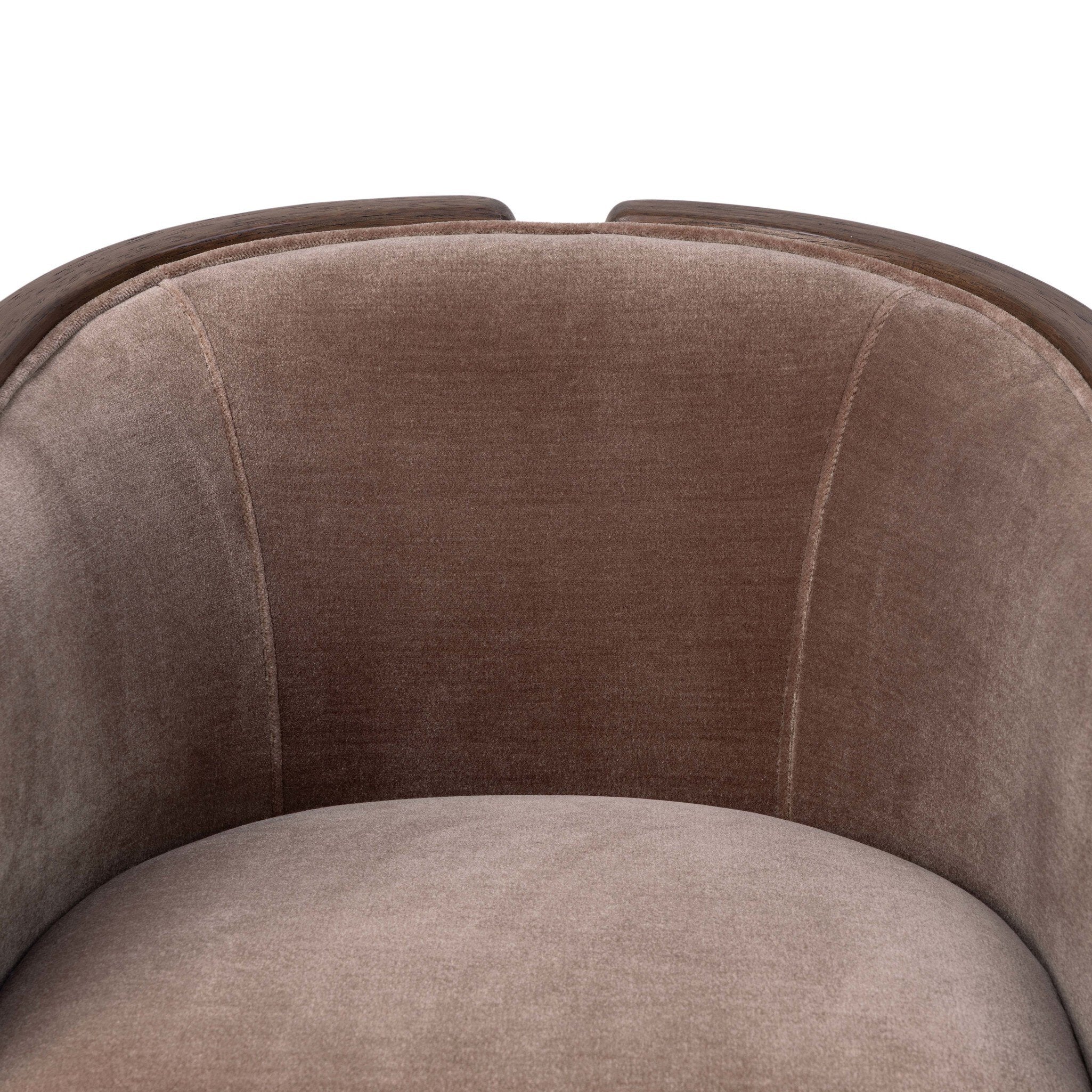 Voss Chair