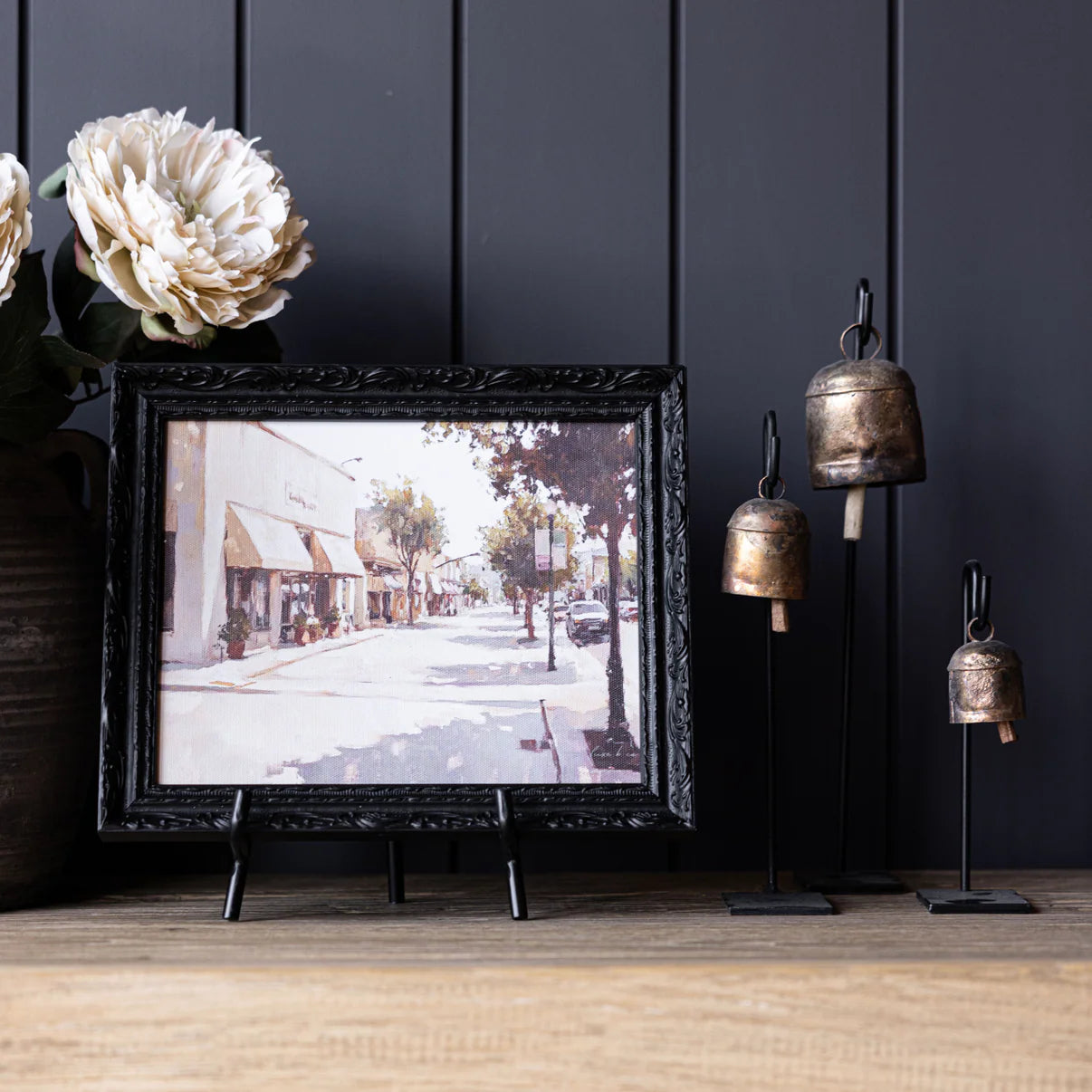 Black Art Photo Easel